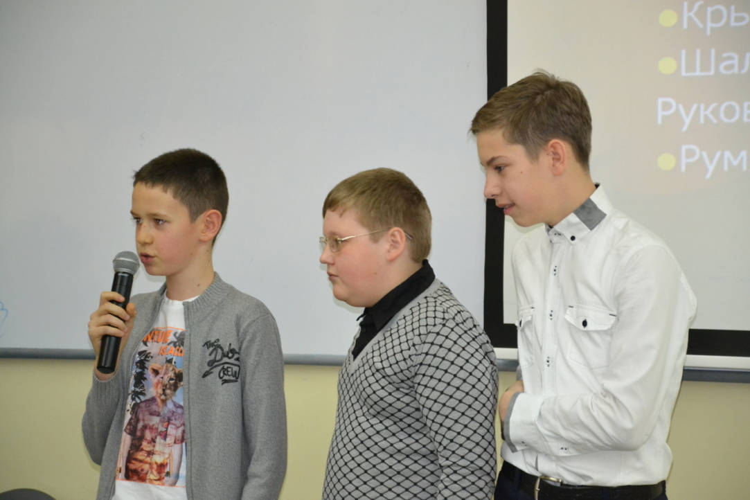 В нижегородской Вышке стартовала новая программа для школьников «Бизнес-школа «18-»