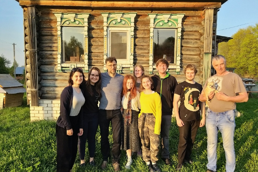 О третьем поэтическом семинаре в деревне Леонтьево