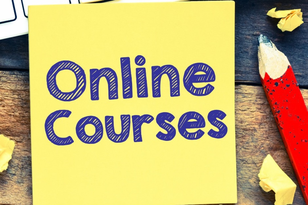 Уникальные онлайн-курсы для студентов и юристов