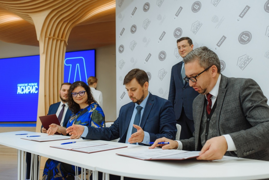 Нижегородский кампус НИУ ВШЭ подписал соглашение о разработке программы «Лидеры наследия»