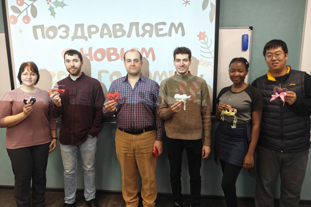 В НИУ ВШЭ – Нижний Новгород прошел Новый год для студентов центра РКИ