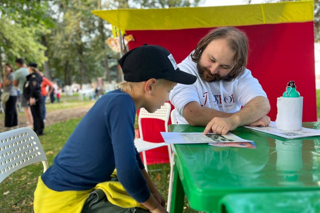 Иллюстрация к новости: НУГ на фестивале в Семенове